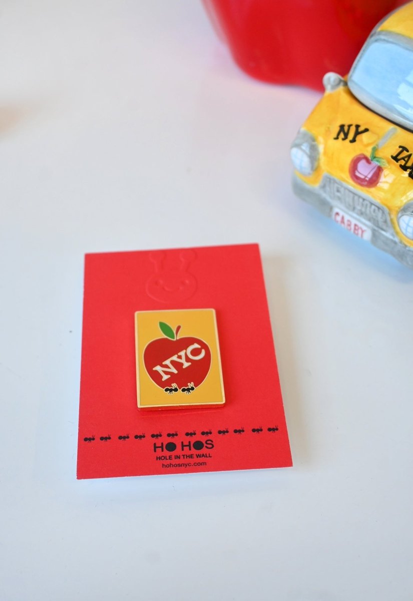 Pin de esmalte "Gran Manzana"