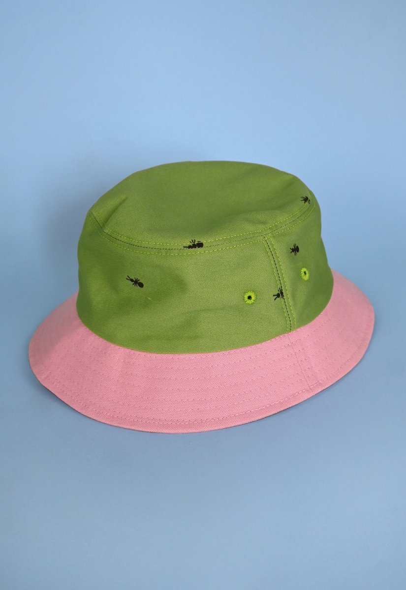 HO HOS HOLE IN THE WALL - "Ants on Your Hat" bucket hat ▲Green▼Pink colorway combo